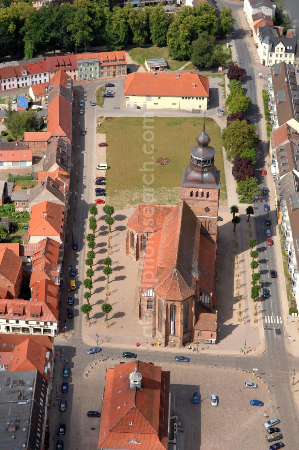 Aerial image Malchin - Blick auf die St. Johanniskirche im Stadtzentrum von Malchin in Mecklenburg-Vorpommern. View of the church St. Johannis in the town centre of Malchin in Mecklenburg-Western Pomerania / MV.