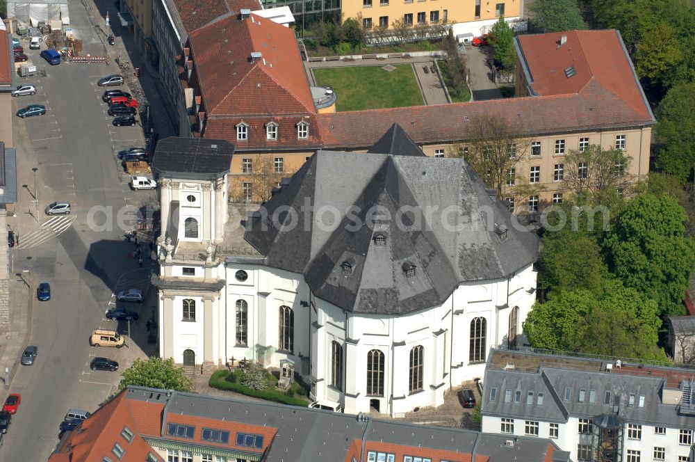 Berlin from above - Parochialkirche an der Klosterstraße Ecke Parochialstraße in Berlin-Mitte der Evangelischen Kirchengemeinde Marien. Church Parochialkirche at the street Klosterstrsse / Parochialstrasse.