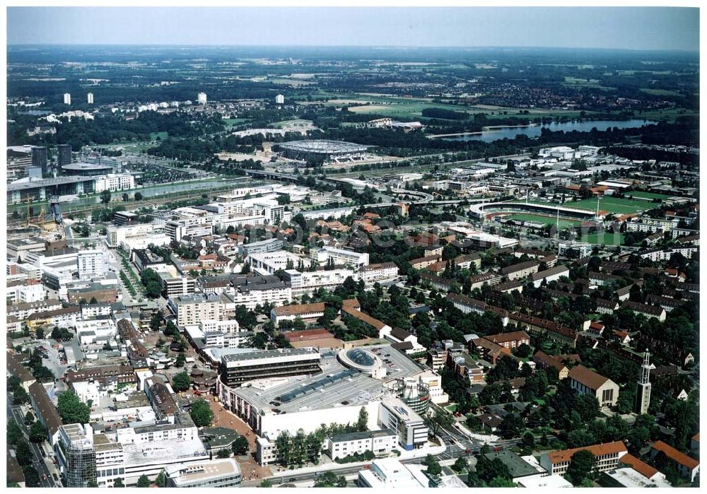 Wolfsburg from the bird's eye view: CITY GALERIE der ECE-Projekt GmbH im Stadtzentrum von Wolfsburg.