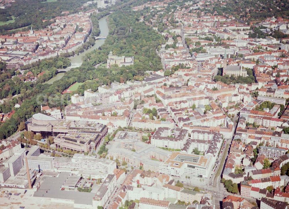 München from above - City Hilton Hotel in München Rosenheimer Str. 15 812667 München