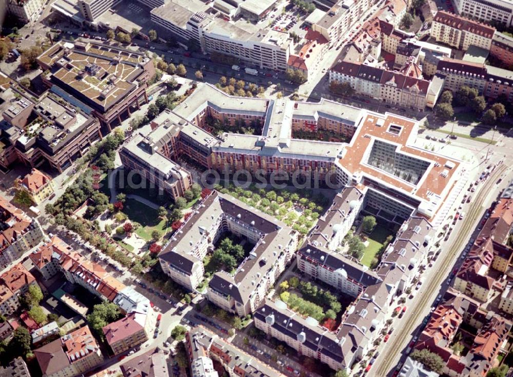 München from the bird's eye view: City Hilton Hotel in München Rosenheimer Str. 15 812667 München