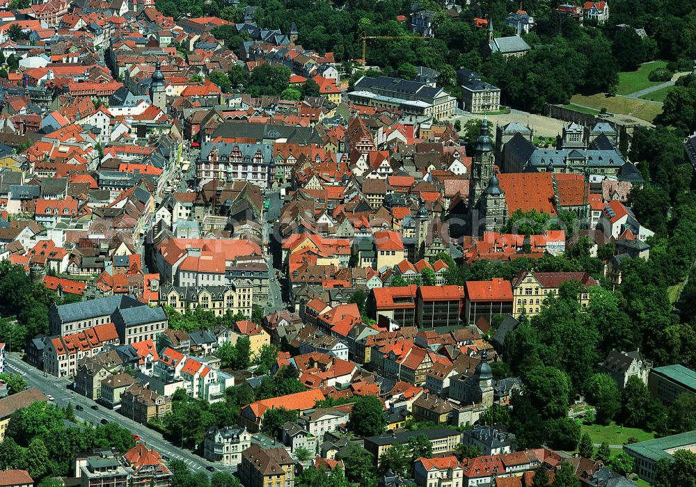 Aerial image Coburg - Das Rathaus mit Markplatz, die Morizkirche und die Ehrenburg prägen das Zentrum von Coburg. The town hall market square with the Moriz Church and Ehrenburg shape the center of Coburg.