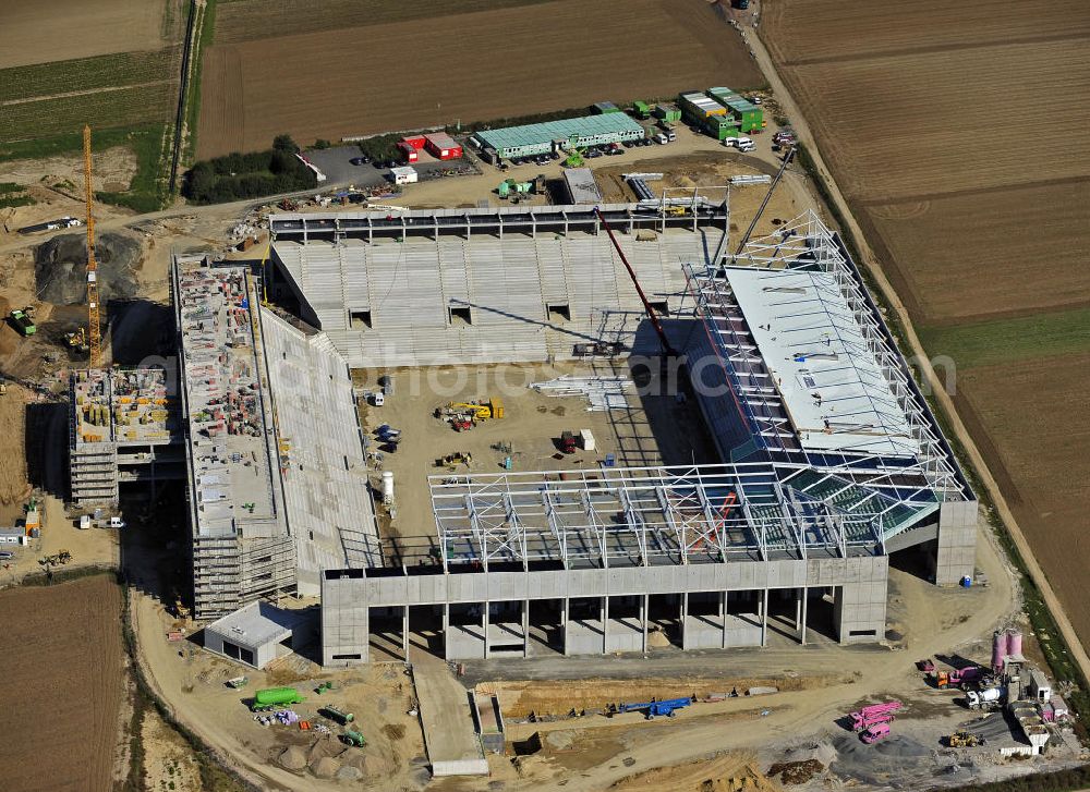 Mainz from above - Blick auf den Neubau der Coface Arena im Stadtteil Bretzenheim. Das neue Stadion des Fußballklubs FSV Mainz 05 soll 33.500 Plätze bieten und zu Beginn des Jahres 2011 fertiggestellt werden. Bauherr und Eigentümer ist die Grundstücksverwaltungsgesellschaft (GVG) der Stadt Mainz. Ausführende Baufirma ist die BAM Deutschland AG. View of the new Coface Arena in the district Bretzenheim. The new stadium of the football club FSV Mainz 05 will provide 33,500 seats and will be completed at the beginning of 2011. Builder and owner of the property is the real estate management society of the city of Mainz (GVG).