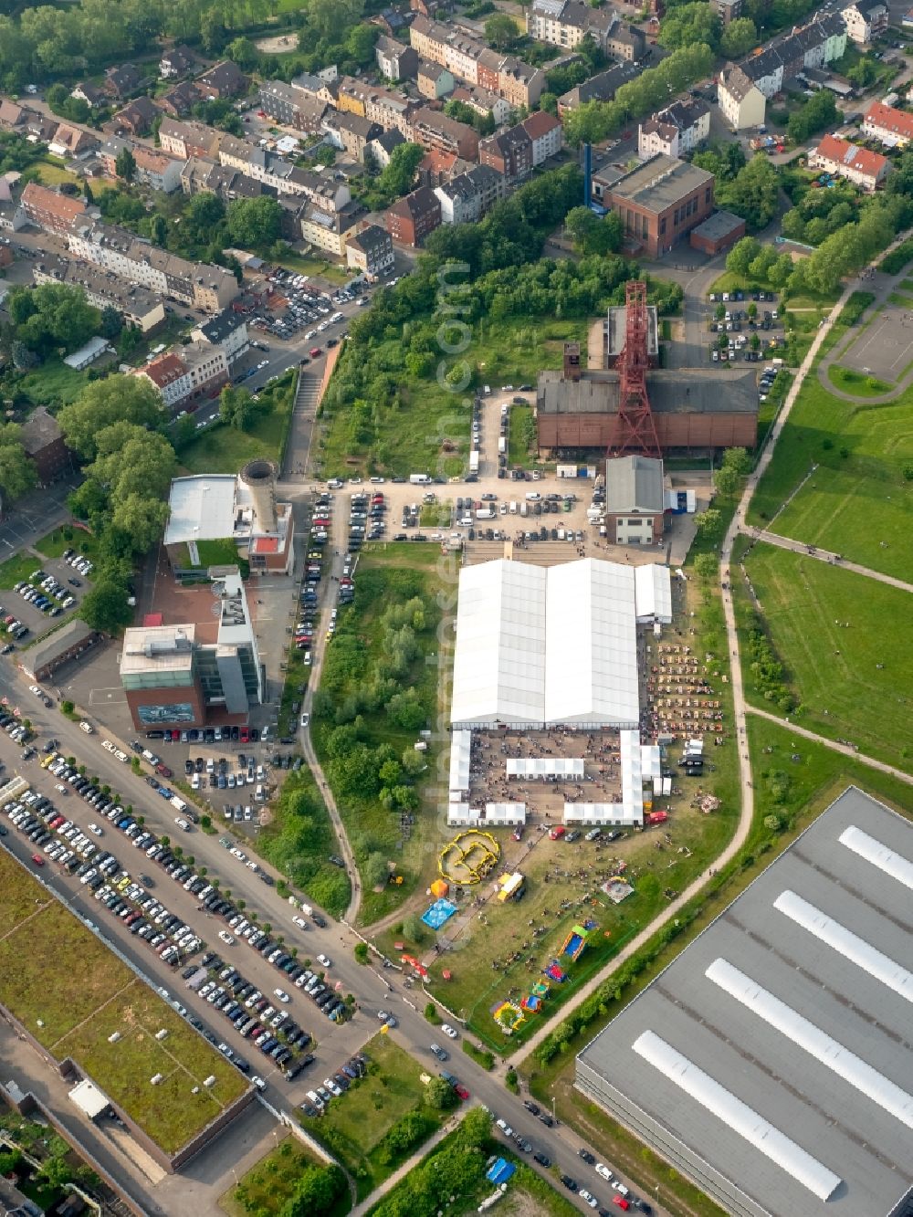 Aerial photograph Gelsenkirchen - Consol Park on the site of the former Zeche Consolidation in Gelsenkirchen in North Rhine-Westphalia