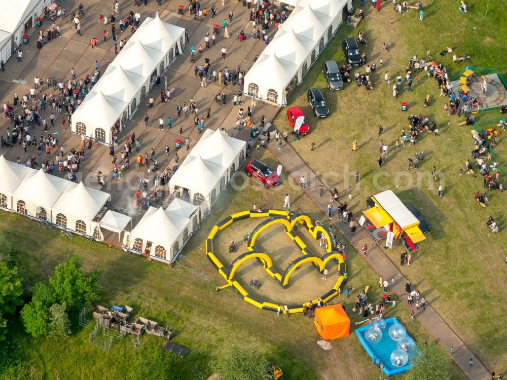 Gelsenkirchen from the bird's eye view: Consol Park on the site of the former Zeche Consolidation in Gelsenkirchen in North Rhine-Westphalia