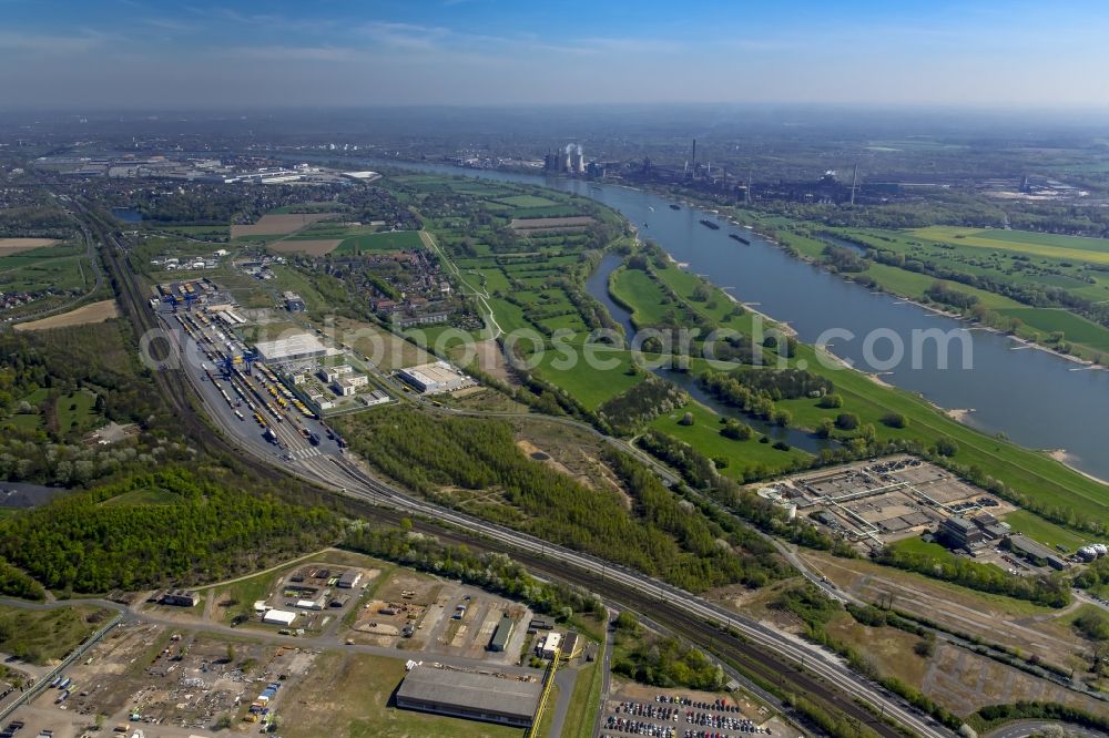 Duisburg from above - Container terminal center in Duisburg in the state North Rhine-Westphalia