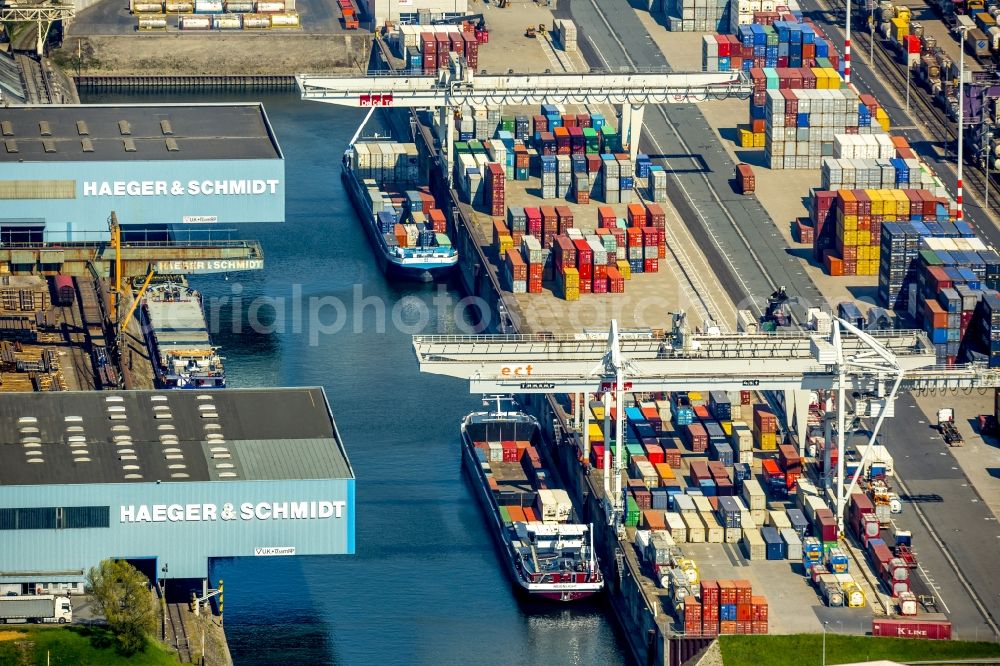 Duisburg from the bird's eye view: Container terminal center in Duisburg in the state North Rhine-Westphalia