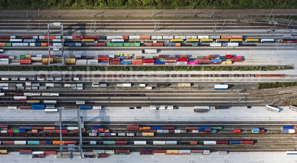 Aerial image München - Container terminal in the GVZ freight transport center of the Deutsche Umschlaggesellschaft Schiene-Strasse (DUSS) mbH in the district of Trudering-Riem in Munich in the state Bavaria, Germany