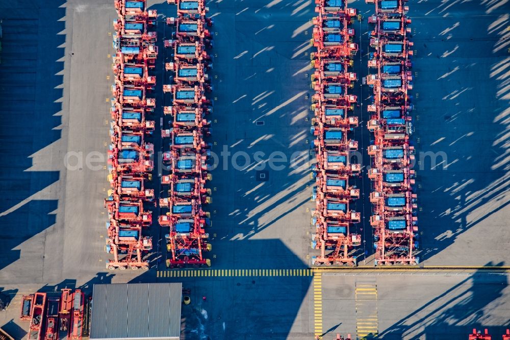 Hamburg from the bird's eye view: Container terminal with pallet truck from Eurogate in the Waltershof district in Hamburg, Germany