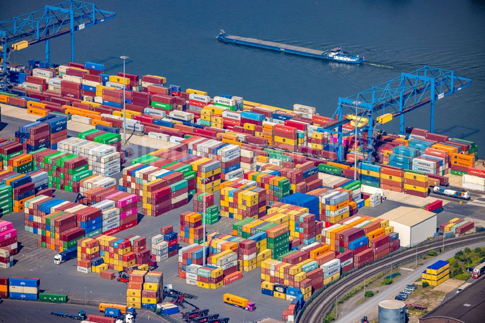 Aerial image Duisburg - container terminal of the Rhein-Ruhr Terminal Gesellschaft fuer Container- und Gueterumschlag mbH on Richard-Seiffert-Strasse in Duisburg at Ruhrgebiet in the state North Rhine-Westphalia, Germany