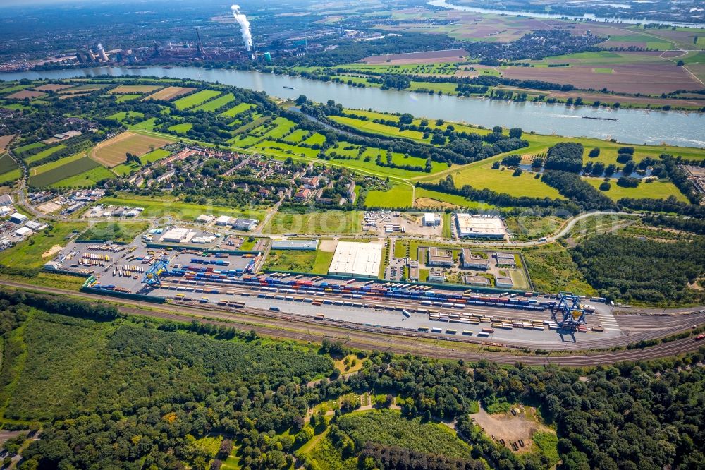 Aerial photograph Duisburg - Container terminal center in Duisburg at Ruhrgebiet in the state North Rhine-Westphalia, Germany