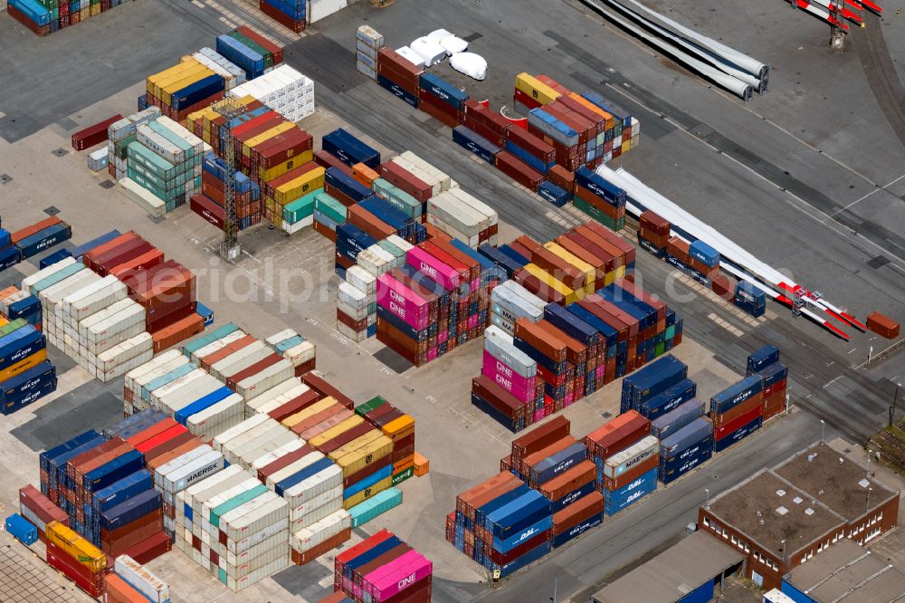 Bremen from the bird's eye view: Bearing surface in the industrial area on street Senator-Borttscheller-Strasse in the district Neustaedter Hafen in Bremen, Germany