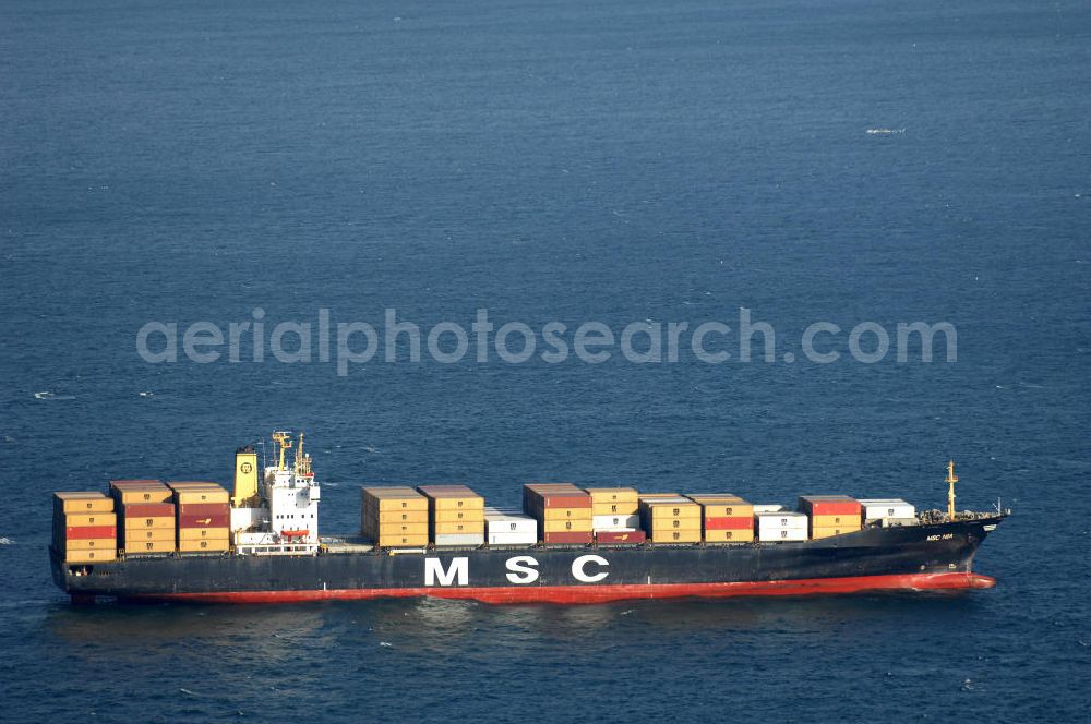 Aerial image Kapstadt / Cap Town - Das Containerschiff MSC NOA vor dem Hafen von Kapstadt. Ship traffic in front of the port of Cape Town.