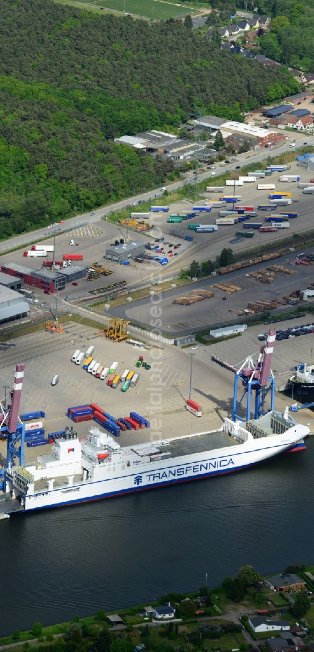 Aerial photograph Lübeck - Container ship der Reederei Spliethoffs Bevrachtungskantoor BV in the port of Luebeck in the state Schleswig-Holstein