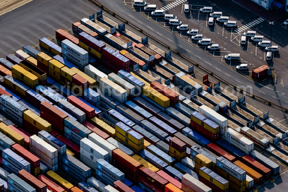 Aerial image Bremerhaven - Container Terminal in the port of the international port in the district Stadtbremisches Ueberseehafengebiet Bremerhaven in Bremerhaven in the state Bremen, Germany