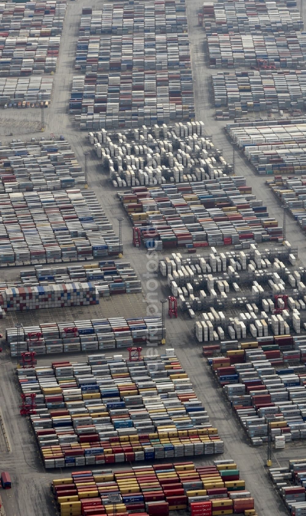 Bremerhaven from the bird's eye view: Container Terminal in the port of the international port of EUROGATE Container Terminal Bremerhaven GmbH in Bremerhaven in the state Bremen