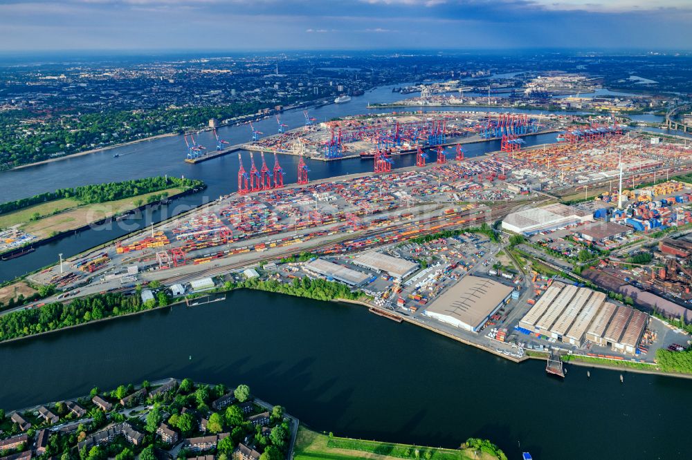 Aerial image Hamburg - Container Terminal in the port of the international port of the EUROGATE Container Terminal Hamburg GmbH im Morgennebel in Hamburg