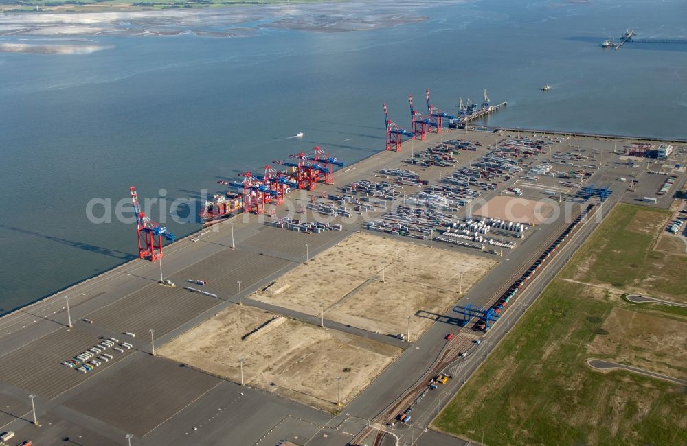 Wilhelmshaven from the bird's eye view: Container Terminal in the port of the international port JadeWeserPort in Wilhelmshaven in the state Lower Saxony, Germany