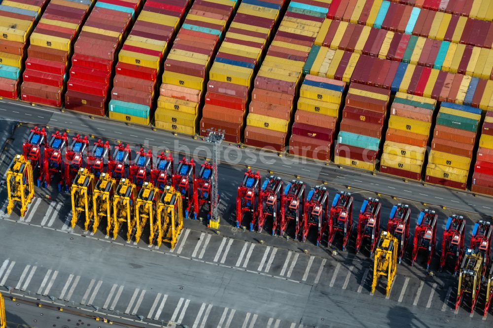 Bremerhaven from the bird's eye view: Container Terminal in the port of the international port Am Nordhafen in Bremerhaven in the state Bremen