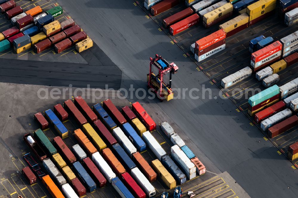 Bremerhaven from the bird's eye view: Container Terminal in the port of the international port Am Nordhafen in Bremerhaven in the state Bremen