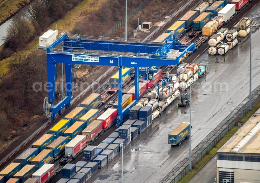 Aerial photograph Herne - Container Terminal in the port of the inland port of CTH Container Terminal Herne GmbH Am Westhafen in Herne in the state North Rhine-Westphalia