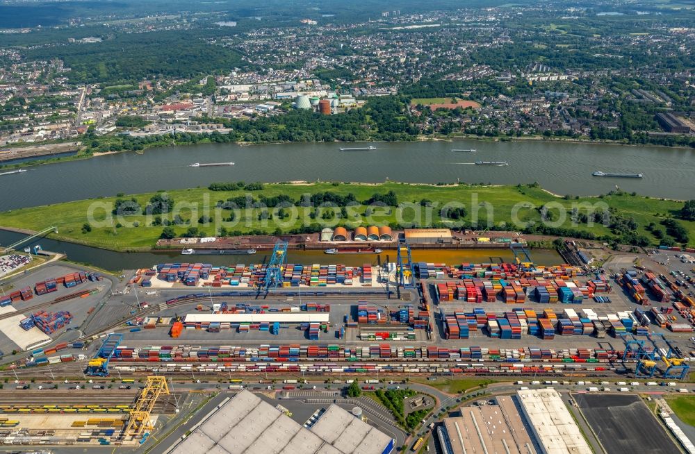 Aerial image Duisburg - Container Terminal in the port of the inland port of DIT Duisburg Intermodal Terminal GmbH on Gaterweg in Duisburg in the state North Rhine-Westphalia