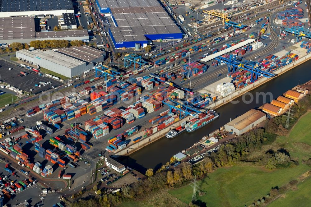 Aerial image Duisburg - Container Terminal in the port of the inland port of DIT Duisburg Intermodal Terminal GmbH on Gaterweg in Duisburg in the state North Rhine-Westphalia