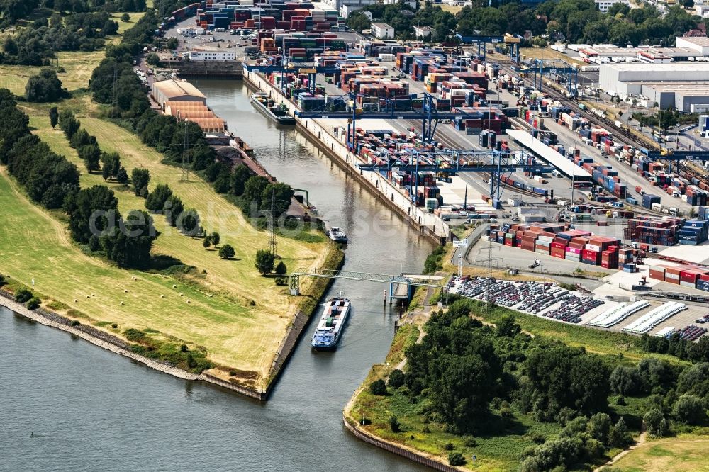 Duisburg from above - Container Terminal in the port of the inland port of DIT Duisburg Intermodal Terminal GmbH on Gaterweg in Duisburg in the state North Rhine-Westphalia