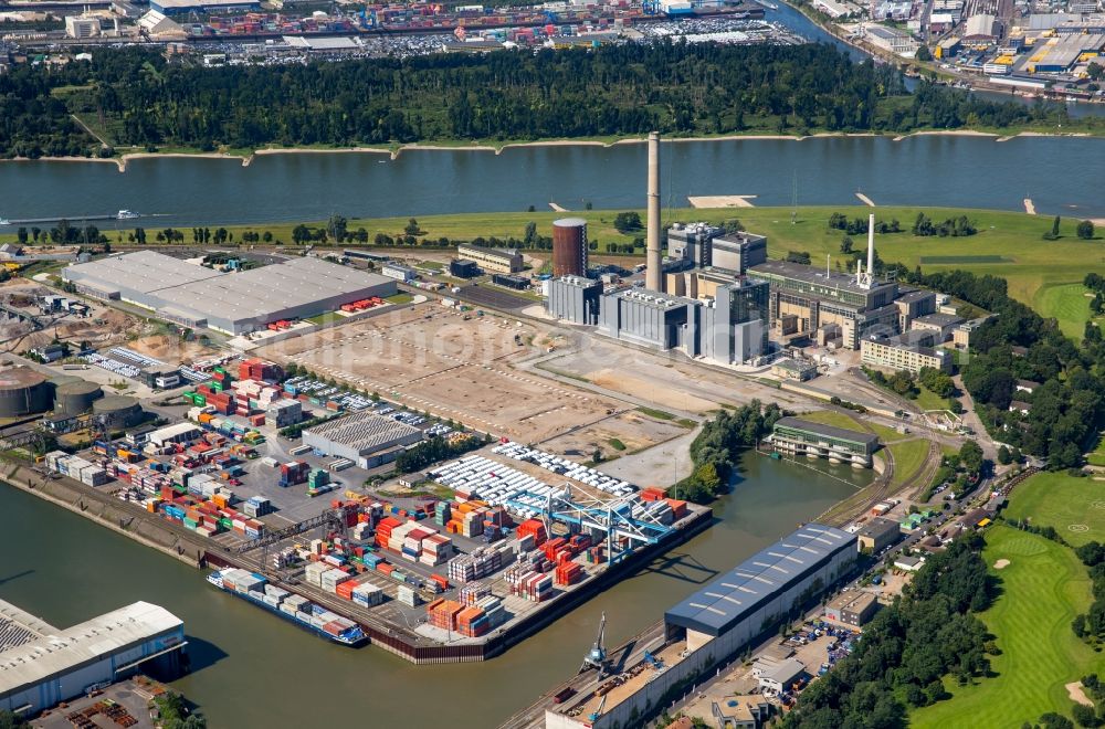 Aerial photograph Düsseldorf - Container Terminal in the port of the inland port Duesseldorfer Wirtschaftshafen with containers and factory buildings in Duesseldorf in the state North Rhine-Westphalia