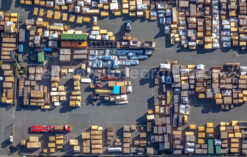 Aerial photograph Duisburg - Container Terminal in the port of the inland port on Hafenkanal in the district Ruhrort in Duisburg in the state North Rhine-Westphalia, Germany