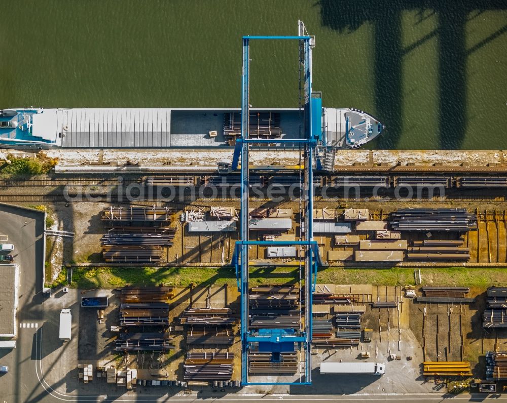 Aerial image Duisburg - Container Terminal in the port of the inland port on Hafenkanal in the district Ruhrort in Duisburg in the state North Rhine-Westphalia, Germany