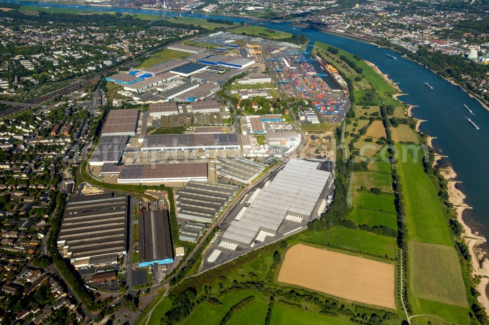 Duisburg from the bird's eye view: Container Terminal in the port of the inland port Logport I in Duisburg in the state North Rhine-Westphalia