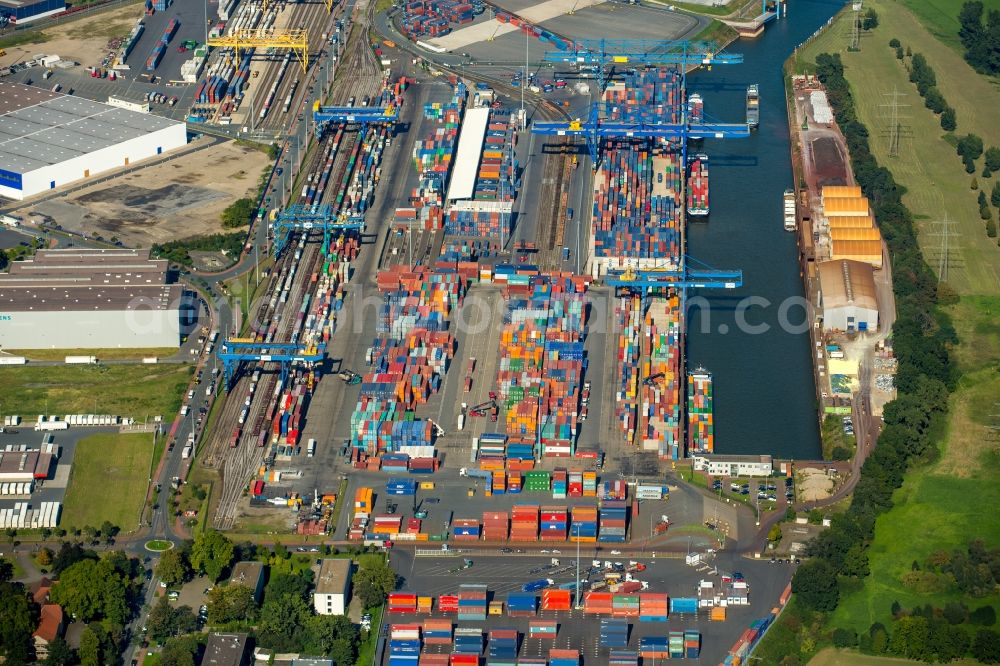 Aerial photograph Duisburg - Container Terminal in the port of the inland port Logport I in Duisburg in the state North Rhine-Westphalia