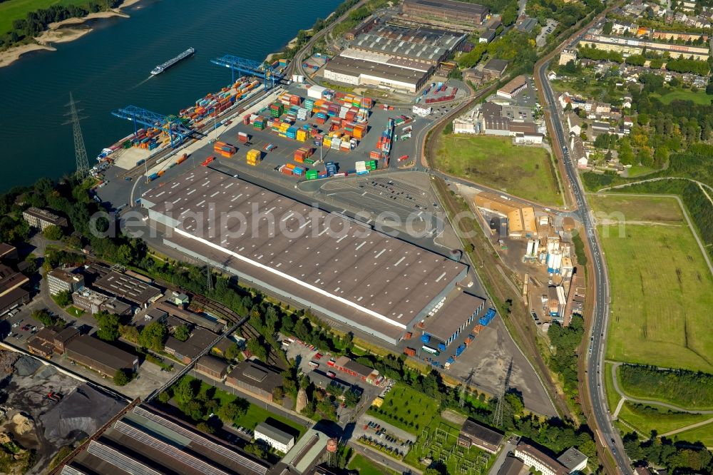 Duisburg from the bird's eye view: Container Terminal in the port of the inland port Logport II in Duisburg in the state North Rhine-Westphalia