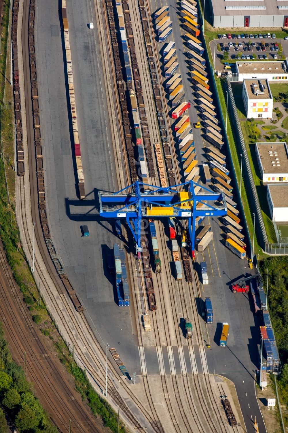 Aerial image Duisburg - Container Terminal in the port of the inland port Logport III in Duisburg in the state North Rhine-Westphalia