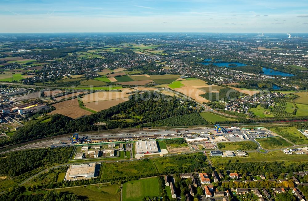 Aerial photograph Duisburg - Container Terminal in the port of the inland port Logport III in Duisburg in the state North Rhine-Westphalia