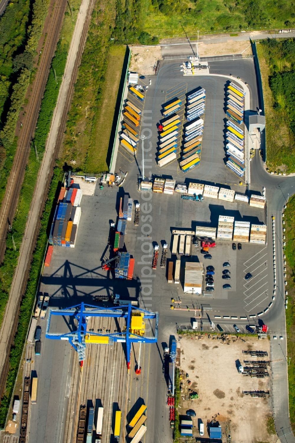 Aerial image Duisburg - Container Terminal in the port of the inland port Logport III in Duisburg in the state North Rhine-Westphalia