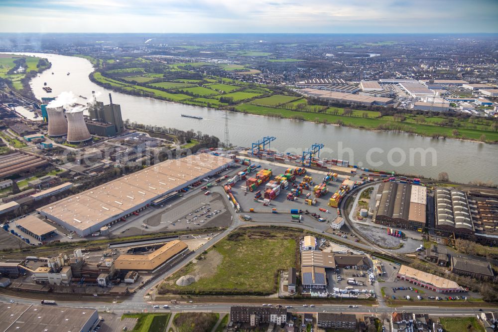 Aerial photograph Duisburg - Container Terminal in the port of the inland port Rhein-Ruhr Terminal Gesellschaft fuer Container- und Gueterumschlag mbH on Richard-Seiffert-Strasse in Duisburg in the state North Rhine-Westphalia