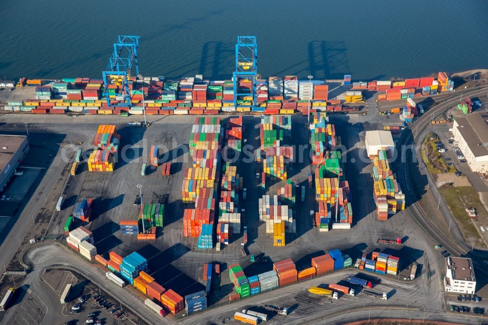 Duisburg from above - Container Terminal in the port of the inland port Rhein-Ruhr Terminal Gesellschaft fuer Container- und Gueterumschlag mbH Richard-Seiffert-Strasse in the district Wanheim - Angerhausen in Duisburg in the state North Rhine-Westphalia