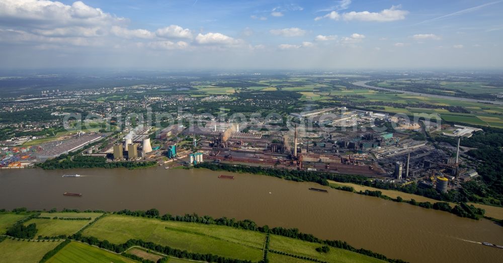 Aerial image Duisburg - Container Terminal in the port of the inland port Rheinhausen in Duisburg in the state North Rhine-Westphalia