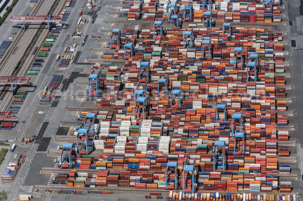 Hamburg from the bird's eye view: Container Terminal HHLA Container Terminal Altenwerder (CTA) on the Elbe riverbank in the Altenwerder part of Hamburg in Germany