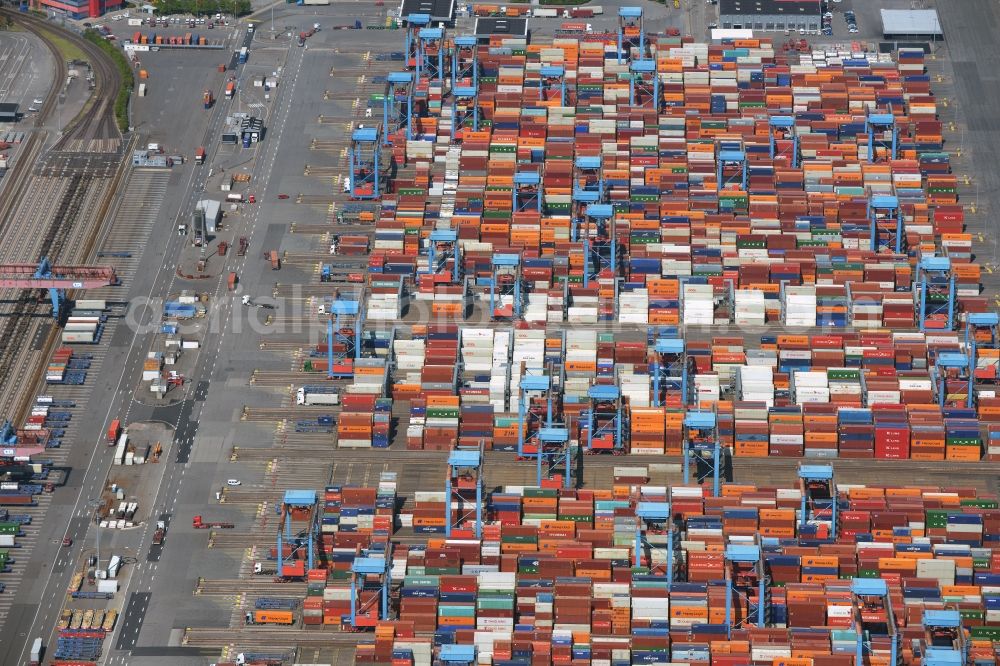 Aerial photograph Hamburg - Container Terminal HHLA Container Terminal Altenwerder (CTA) on the Elbe riverbank in the Altenwerder part of Hamburg in Germany