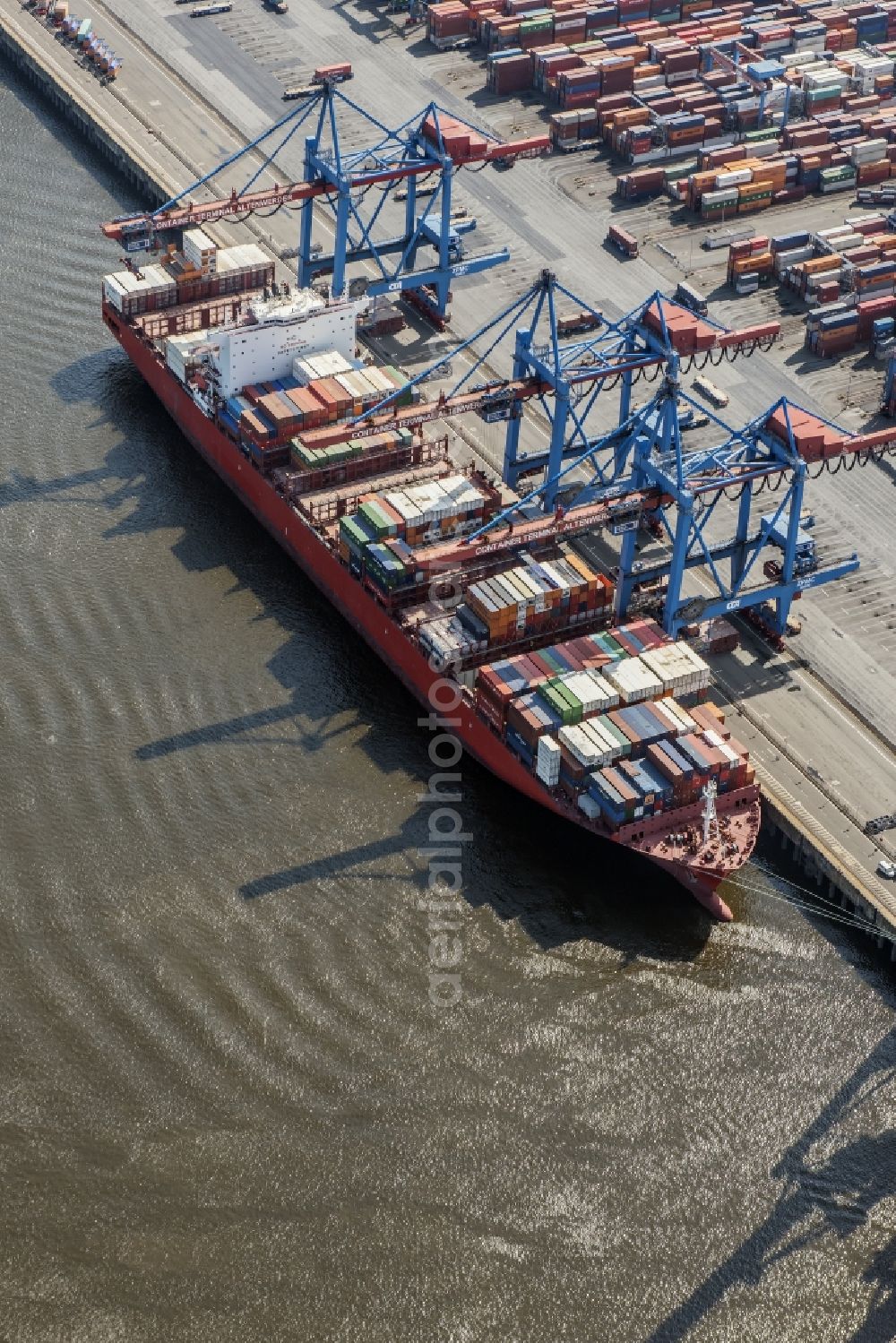 Aerial photograph Hamburg - Container Terminal HHLA Container Terminal Altenwerder (CTA) on the Elbe riverbank in the Altenwerder part of Hamburg in Germany