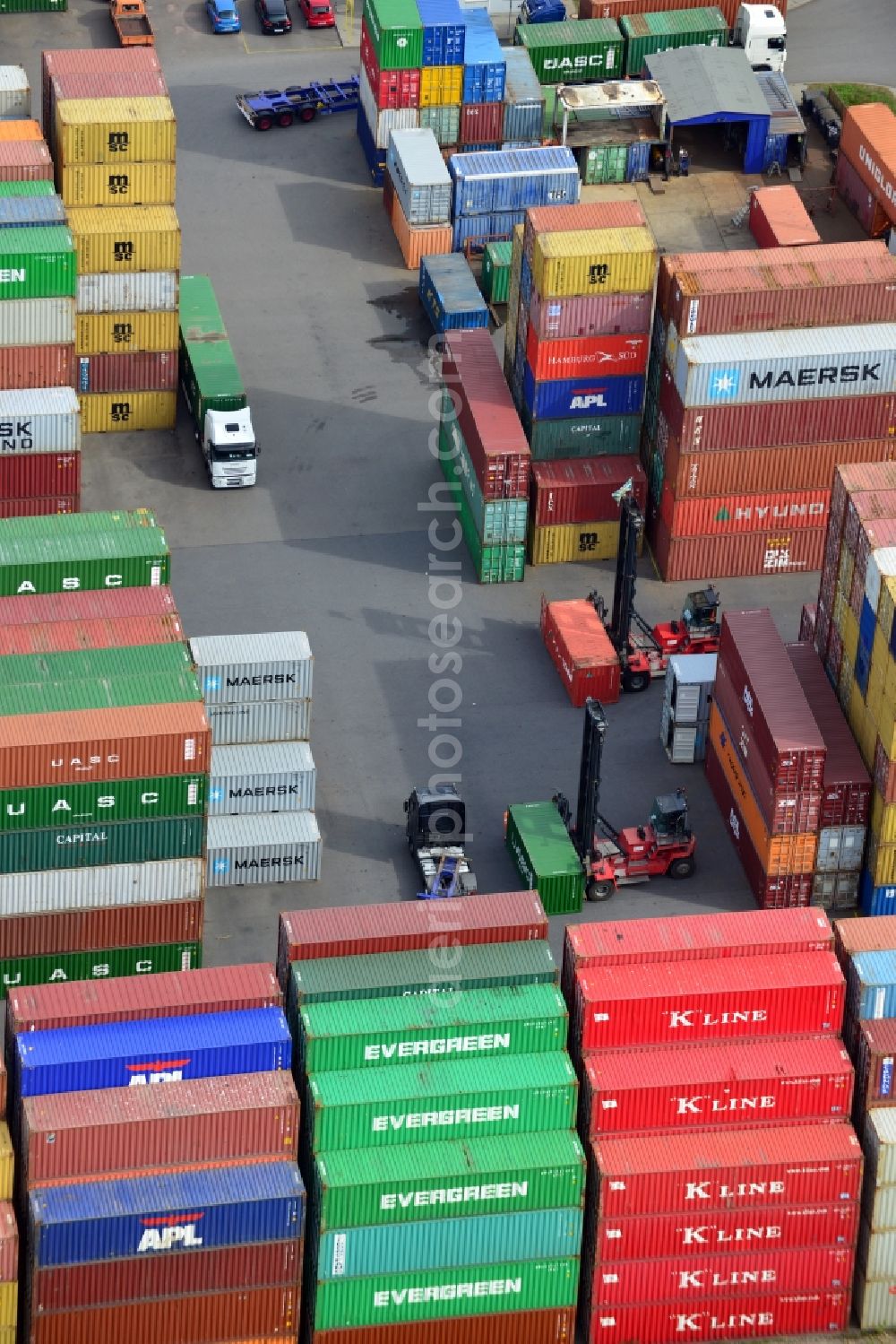 Großbeeren from above - Freight loading zone in Großbeeren in Brandenburg