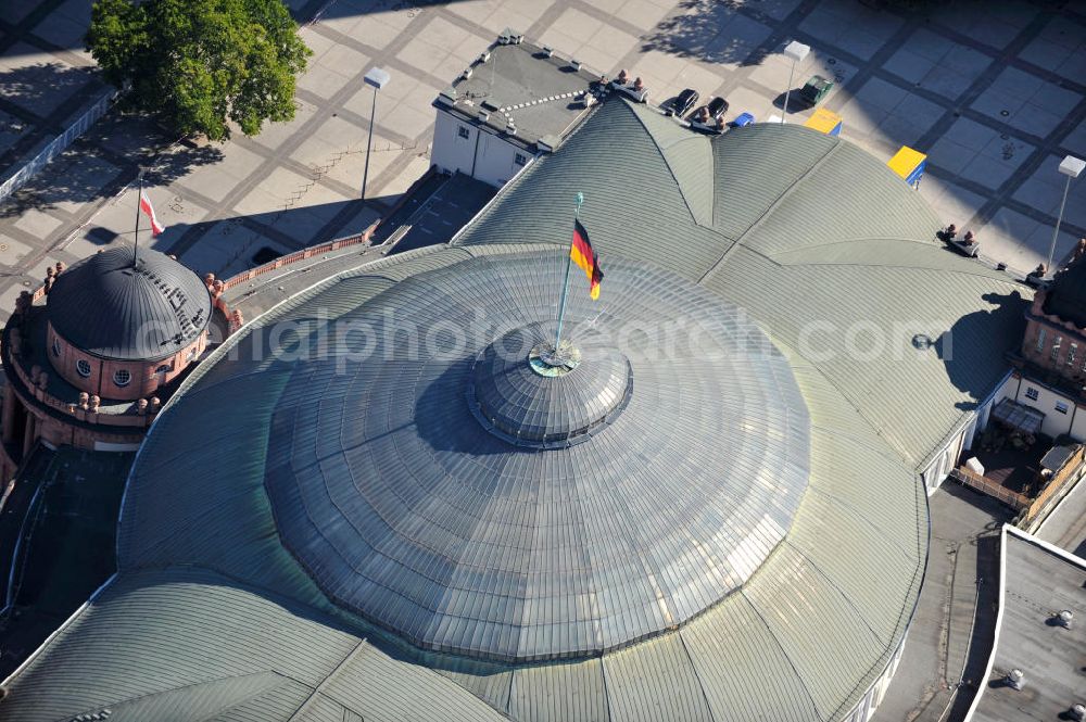 Aerial image Frankfurt am Main - Blick auf das Dach der Festhalle Frankfurt/Main am Messegelände. Die Mehrzweckhalle wurde von 1907 bis 1908 erbaut. View of the Frankfurt Festhalle. The multi-purpose hall was built from 1907 to 1908 and is located at the Frankfurt Exhibition Centre.