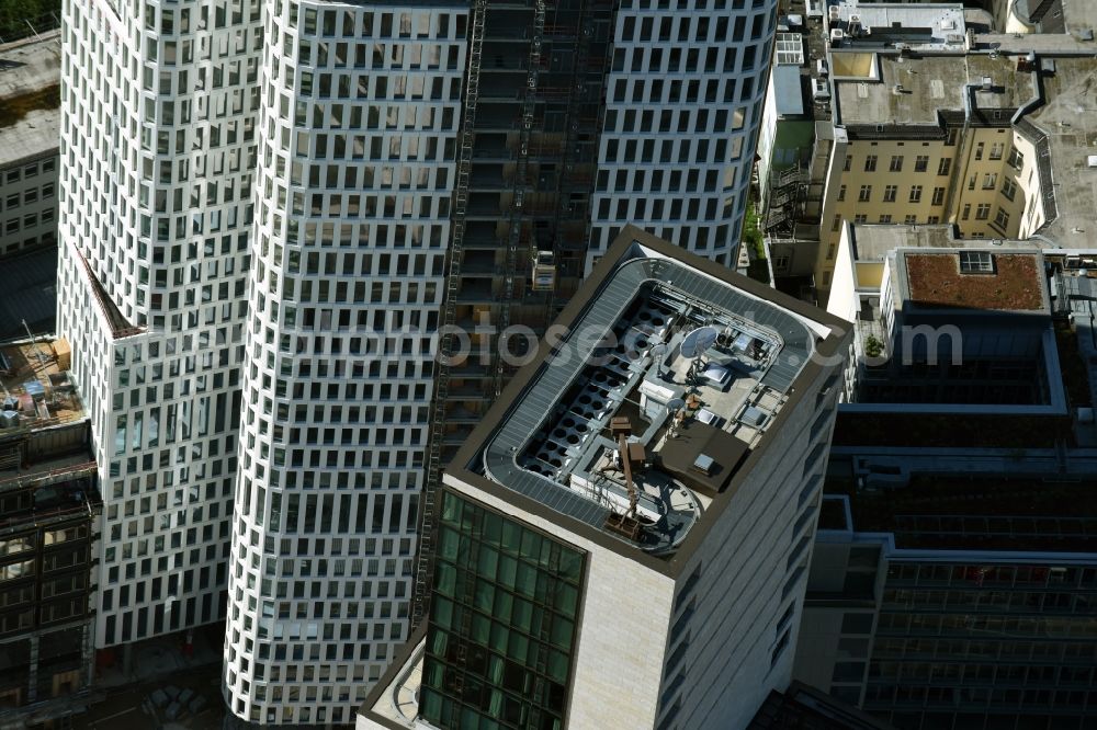 Berlin from above - Roof of newly constructed high-rise Zoofenster in the City West train station Charlottenburg ZOO