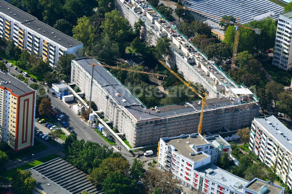 Aerial photograph Berlin - Construction for the reconstruction and expansion of the old buildings Genslerstrasse 39-47 in the district Hohenschoenhausen in Berlin, Germany