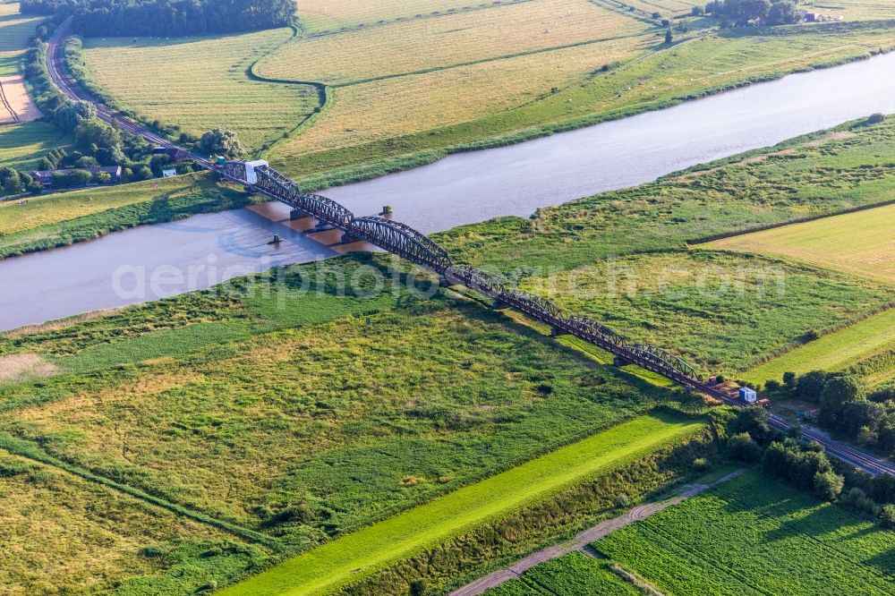 Koldenbüttel from above - Railway - bridge crossing the Eider river in Dammsdeich in Koldenbuettel in the state Schleswig-Holstein, Germany