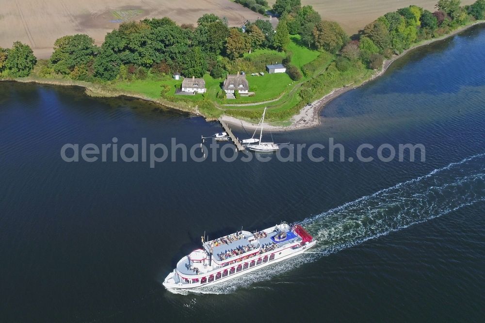 Aerial image Ellenberg - Riparian areas on the lake area of Schlei in Ellenberg in the state Schleswig-Holstein, Germany