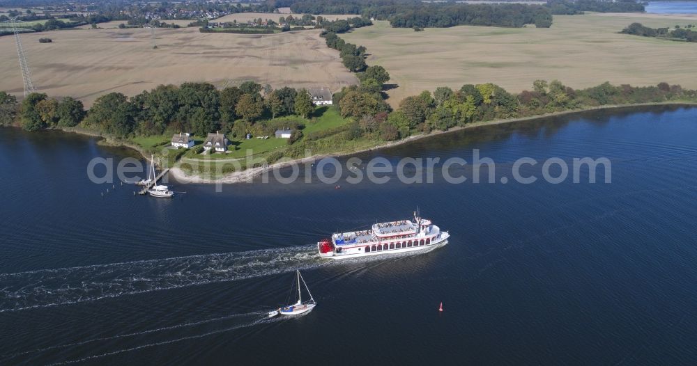 Aerial image Ellenberg - Riparian areas on the lake area of Schlei in Ellenberg in the state Schleswig-Holstein, Germany